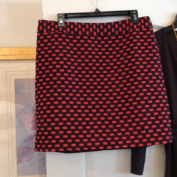 Stylish Ann Taylor Loft Skirt - Picture 2 of 6